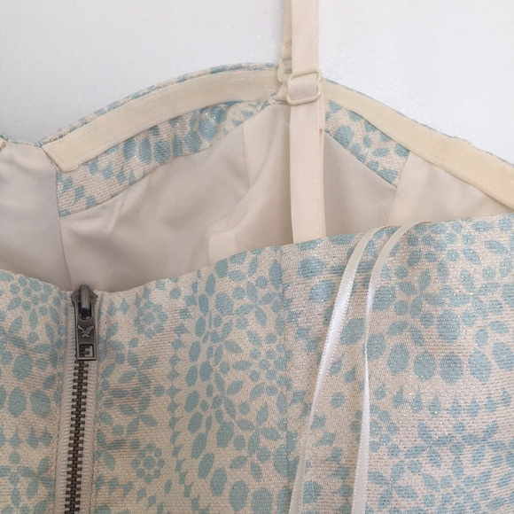 3/$20✨NWOT- AE Mini Dress - Picture 4 of 8